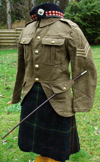 WW1 ROYAL SCOTS UNIFORM DATED 1918- DANDY 9th