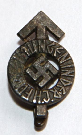 GERMAN WW2 HJ PROFICIENCY AWARD LAPEL BADGE