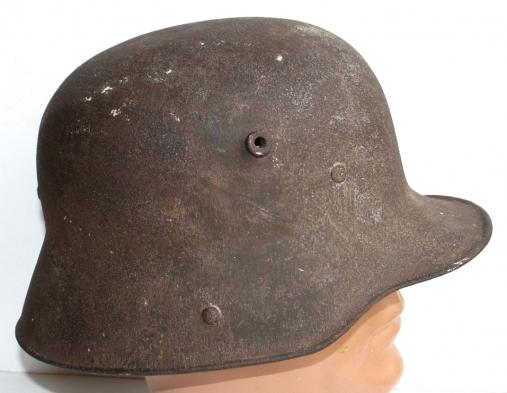 WW1 GERMAN M17 HELMET - COMPLETE