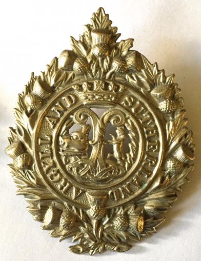 WW1 ARGYLL & SUTHERLAND HLDRS CAP BADGE - RARE BRASS LOOPS