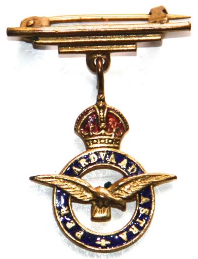 WW2 ROYAL AIR FORCE SWEETHEART PENDANT