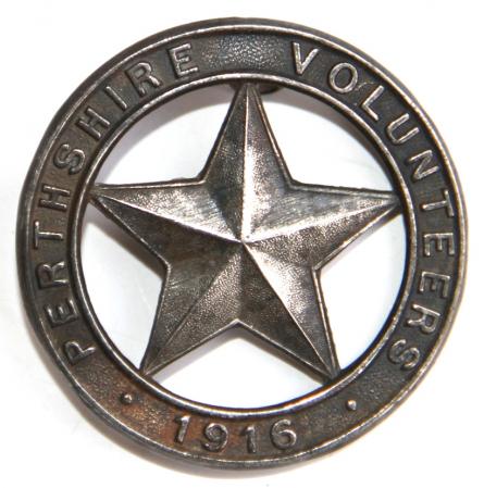 WW1 PERTHSHIRE VOLUNTEERS - BLACK WATCH HOME GUARD CAP BADGE