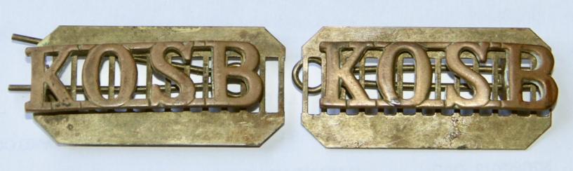 KOSB SHOULDER TITLE PAIR WITH BACKING PLATES