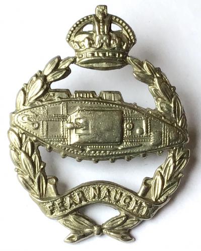 RTR - ROYAL TANK CORPS WARTIME CAP BADGE - CAST- IN THEATRE MADE