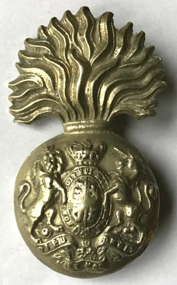 VICTORIAN - ROYAL SCOTS FUSILIERS (RSF）VOLUNTEER BTN. CAP BADGE