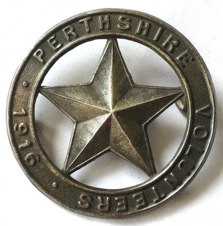 WW1 BLACK WATCH - PERTHSHIRE VOLUNTEERS - HOME GUARD CAP BADGE 