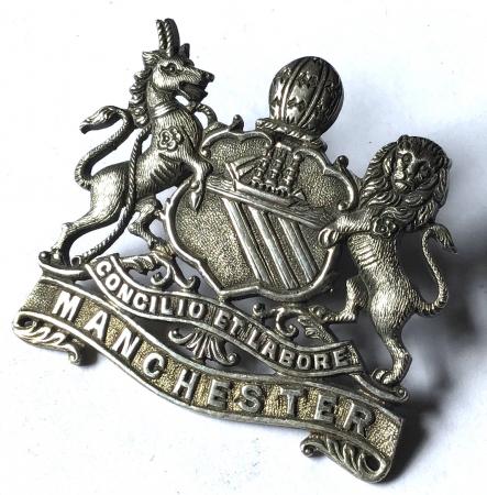 VICTORIAN  - 2ND V.B. MANCHESTER REGIMENT - OFFICERS SILVER CAP BADGE