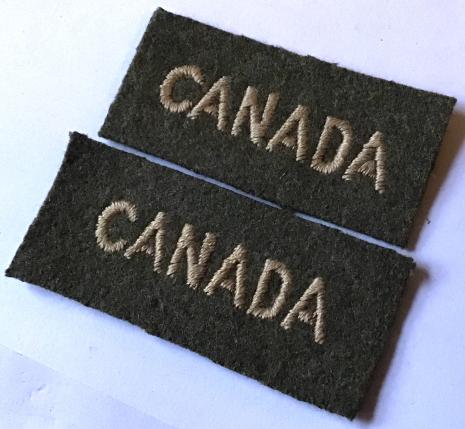 WW2 - CANADA CLOTH SHOULDER TITLE PAIR