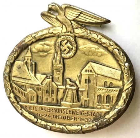 WW2 GERMAN 1937 BRAUNSCHWEIG STATE DAY BADGE