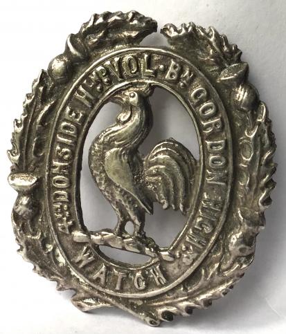 4TH DONSIDE (GORDON HIGHLANDERS)  CAST SILVER  BADGE