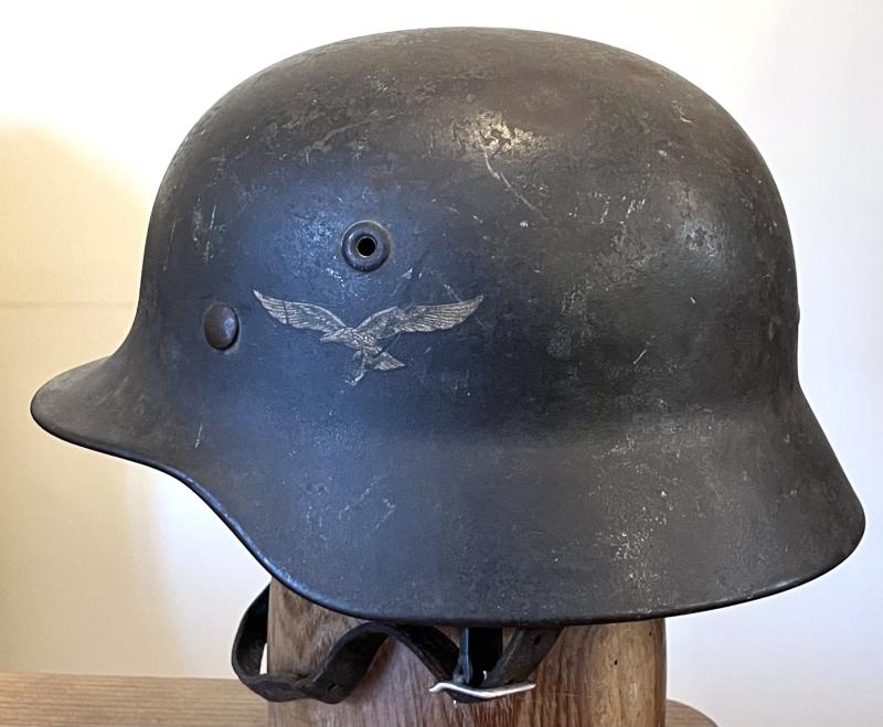 GERMAN WW2 LUFTWAFFE M40 HELMET QUIST 62