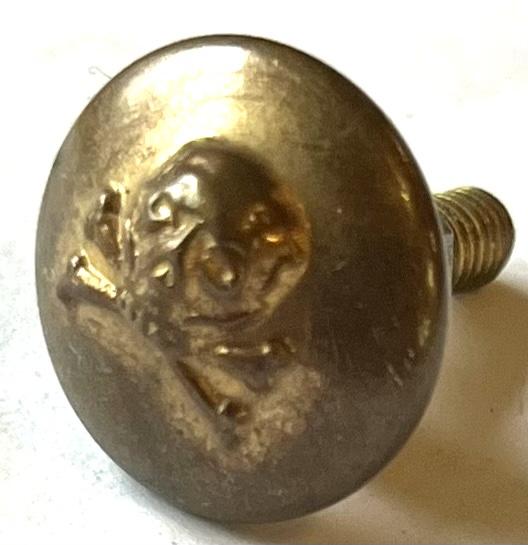 21ST LANCERS  SHOULDER( SKULL ) BRASS BUTTON