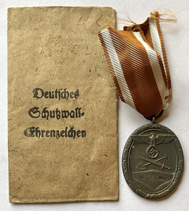 GERMAN WW2 WEST WALL MEDAL WITH PACKET