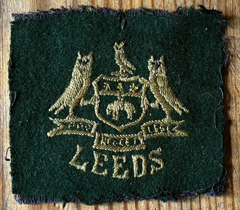 WW1 LEEDS PALS - GREEN  EMBROIDERED CLOTH PATCH