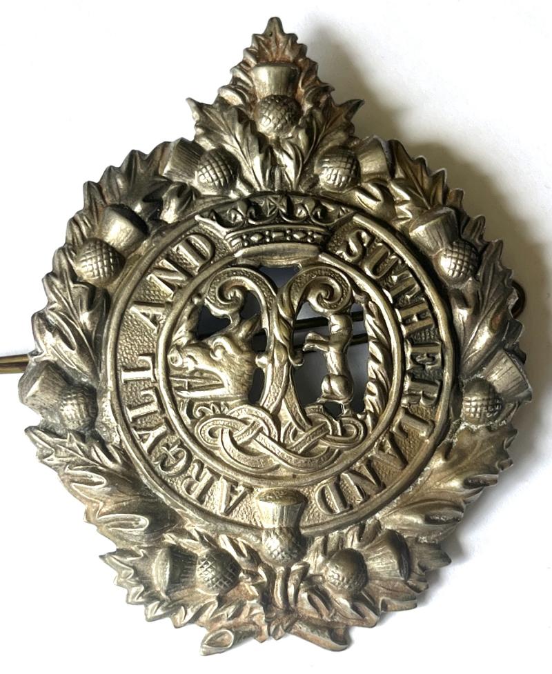 WW1 ARGYLL & SUTHERLAND HLDRS. CAP BADGE