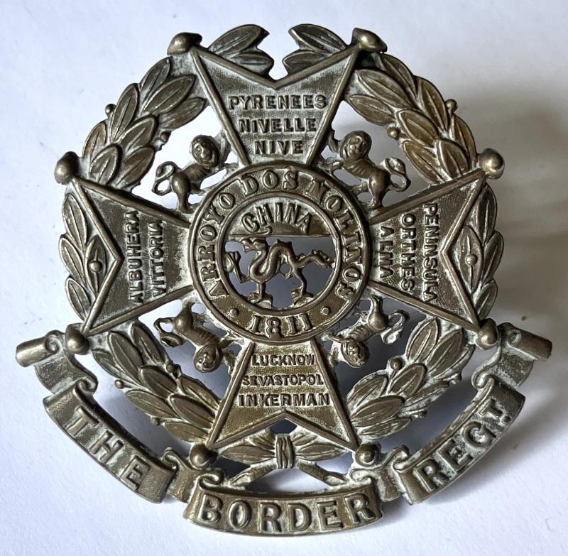 VICTORIAN BORDER REGIMENT HELMET PLATE CENTRE