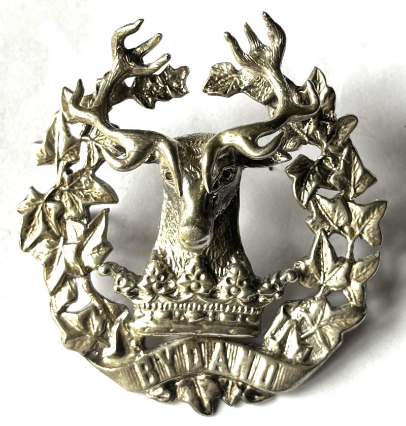 WW2 GORDON HIGHLANDERS 1938 EDINBURGH SILVER H/M OFFICERS CAP BADGE - ANDERSONS - T.E.