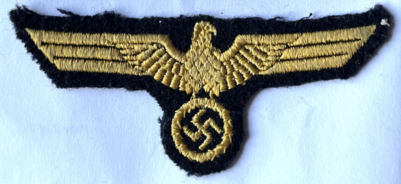 GERMAN WW2 KRIEGSMARINE EMBROIDERED  BREAST EAGLE