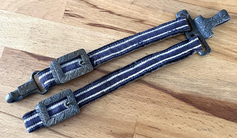 GERMAN WW2 LUFTWAFFE 2ND PATTERN DAGGER HANGERS