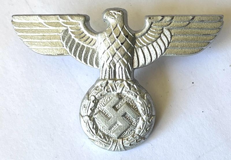 GERMAN WW2 - REICHBAHN VISOR CAP EAGLE.