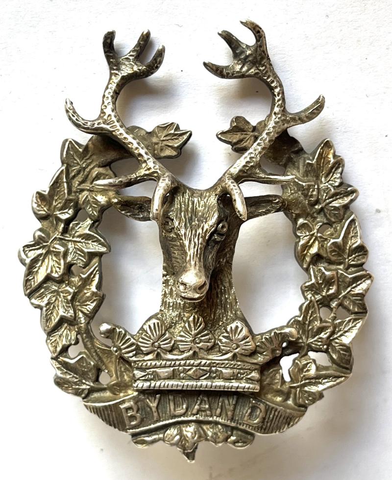 GORDON  HLDRS. ABERDEEN SILVER - OFFICERS CAP BADGE
