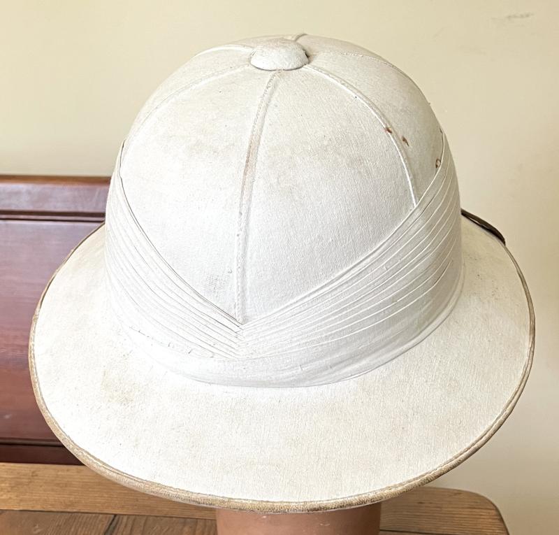 WW2 BRITISH SUN HELMET - ELLWOOD - NAMED