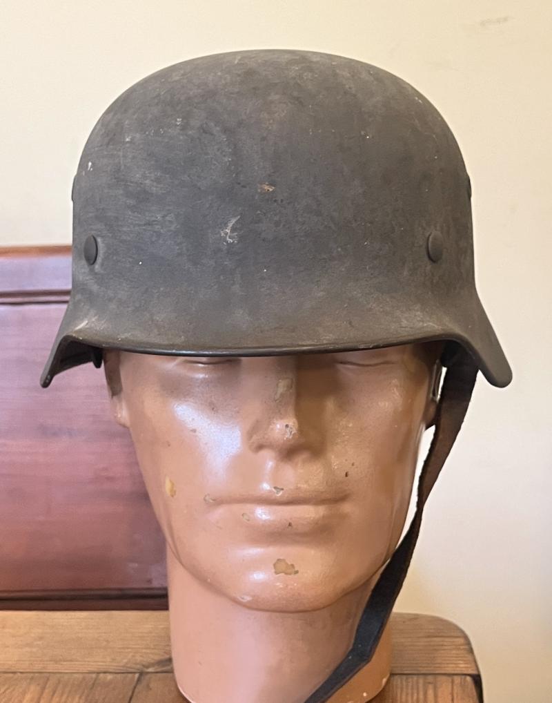 WW2 - GERMAN LUFTWAFFE - M40 RE -ISSUE HELMET