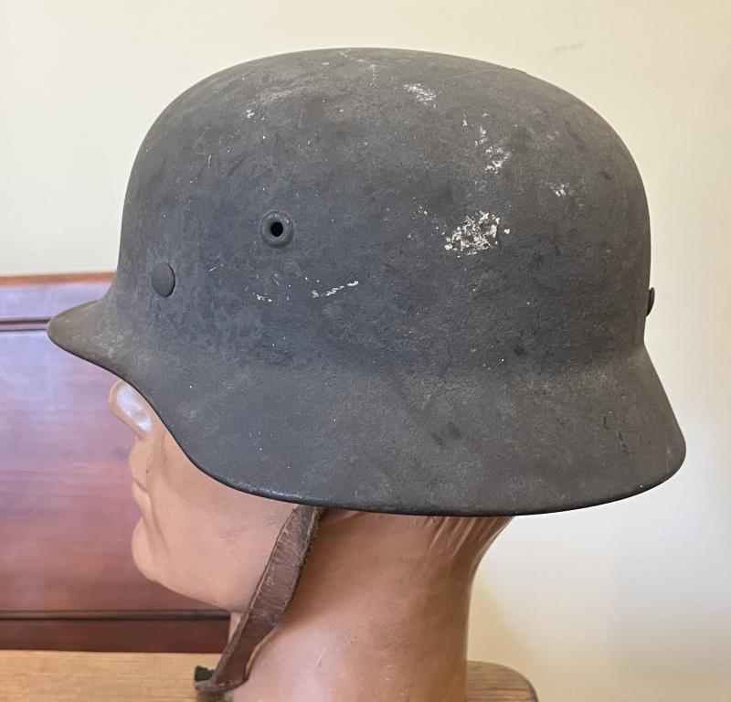 WW2 - GERMAN LUFTWAFFE - M40 RE -ISSUE HELMET