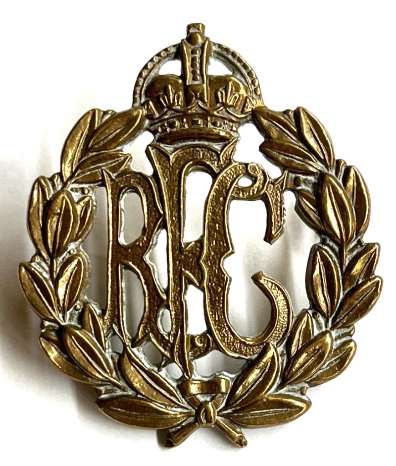 WW1 - RFC (ROYAL FLYING CORPS) CAP BADGE