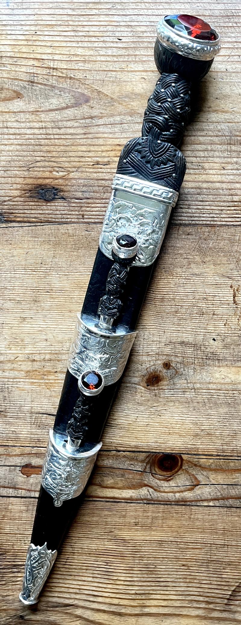 ARGYLL & SUTHERLAND HIGHLANDERS WW2 OFFICERS SILVER PLATED DIRK - ANDERSON EDINBURGH