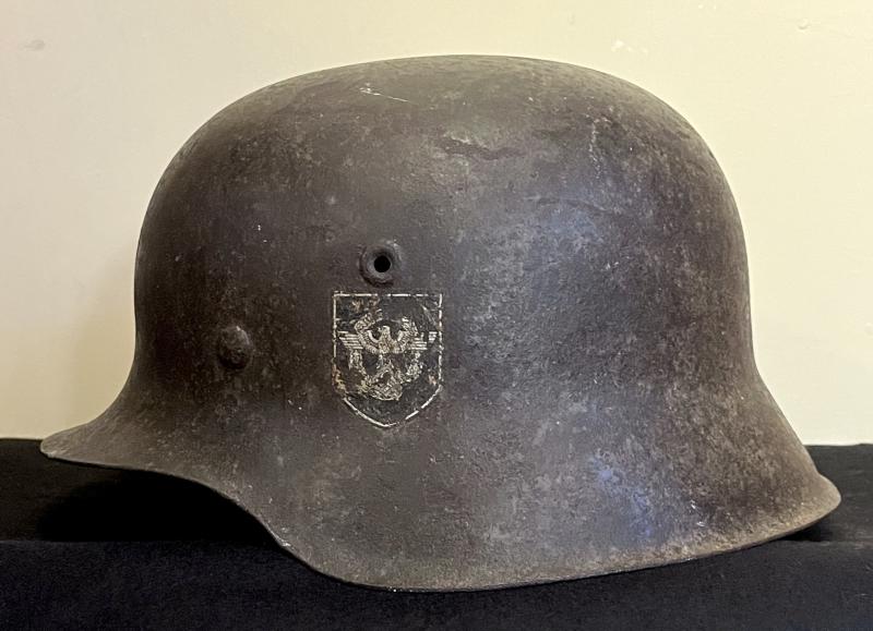 WW2 GERMAN - POLIZEI M42 HELMET - EF 64