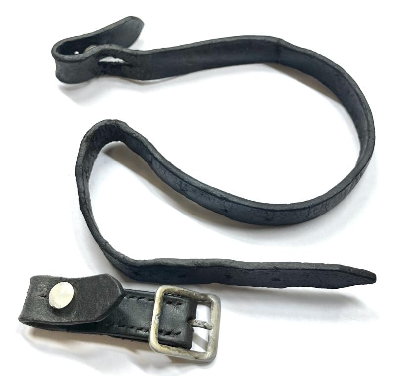 WW2 GERMAN HELMET - LEATHER CHINSTRAP - M35