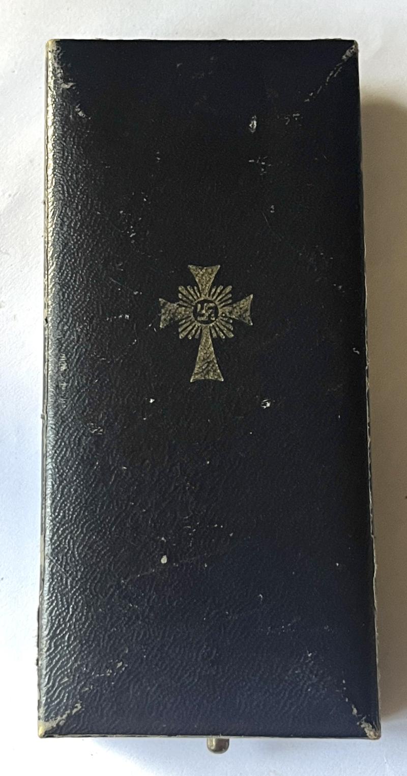 GERMAN MOTHER CROSS GOLD GRADE BOXED - SIEPER & SOHN