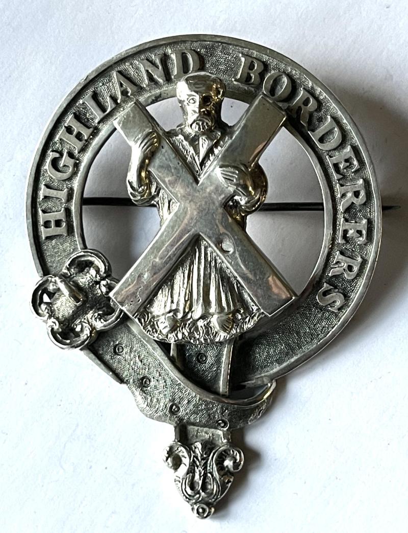 VICTORIAN HIGHLAND BORDERERS BADGE PIN BACK