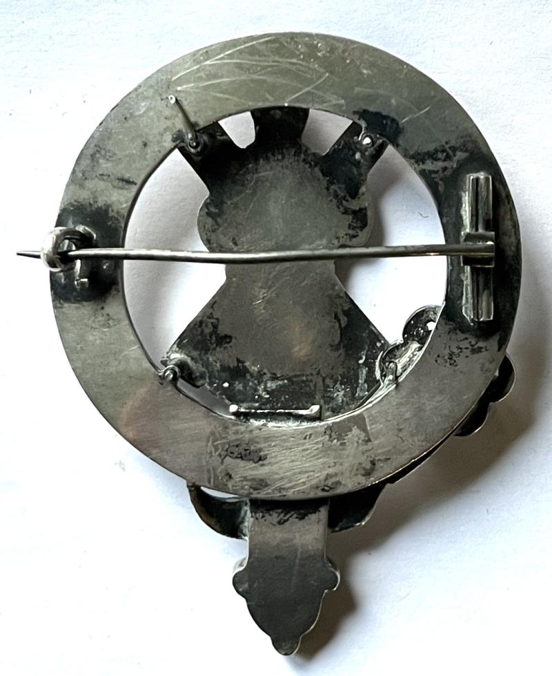 VICTORIAN HIGHLAND BORDERERS BADGE PIN BACK