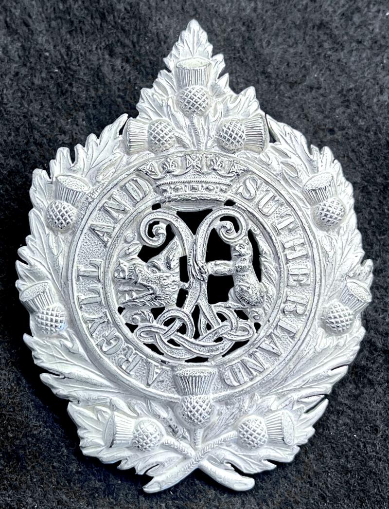 ARGYLL & SUTHERLAND HLDRS. OFFICERS - UNMARKED SILVER GLENGARRY BADGE