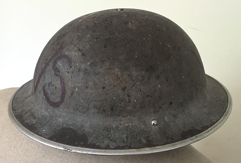 WW2 - W.V. S. ( WOMENS VOLUNTARY SERVICE ) TOMMY HELMET - ATTRIBUTED