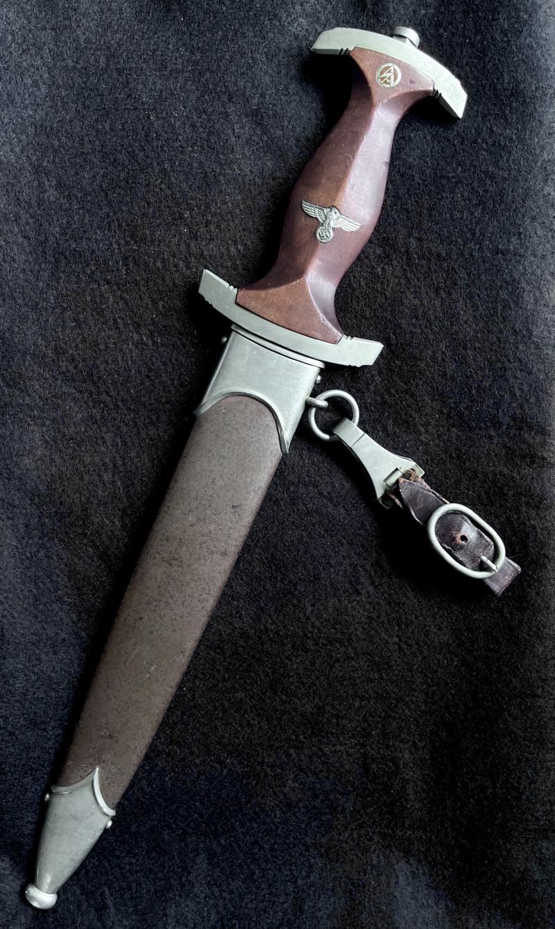 RARE - S.A. DAGGER - PETER LUNGSTRASS C/W HANGER  - VET BRINGBACK