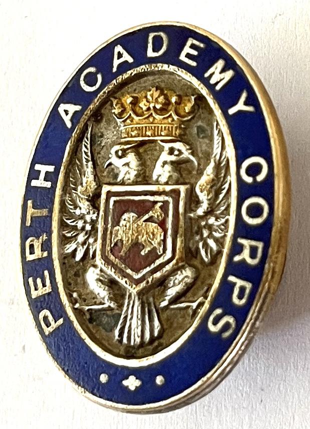 WW1 PERTHSHIRE ACADEMY CORPS - VTC - ENAMEL LAPEL BADGE