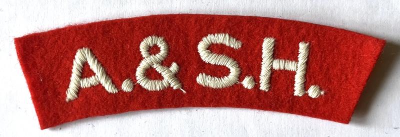 ARGYLL & SUTHERLAND HLDRS - WHITE ON RED EMBROIDERED SHOULDER TITLE