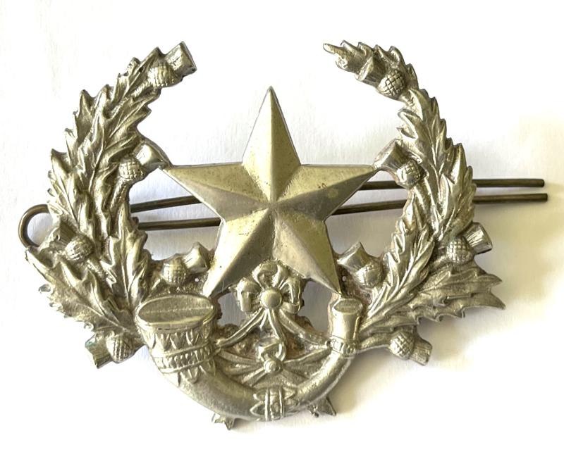 CAMERONIANS ( SCOTTISH RIFLES ) SAND CAST - IN THEATRE MADE - CAP BADGE