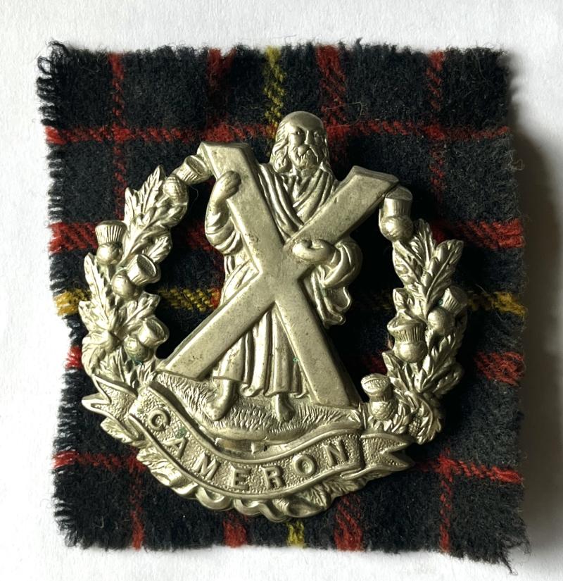 WW2 CAMERON HLDRS. CAP BADGE - T.O.S. REGIMENTAL TARTAN PATCH WITH PATCH